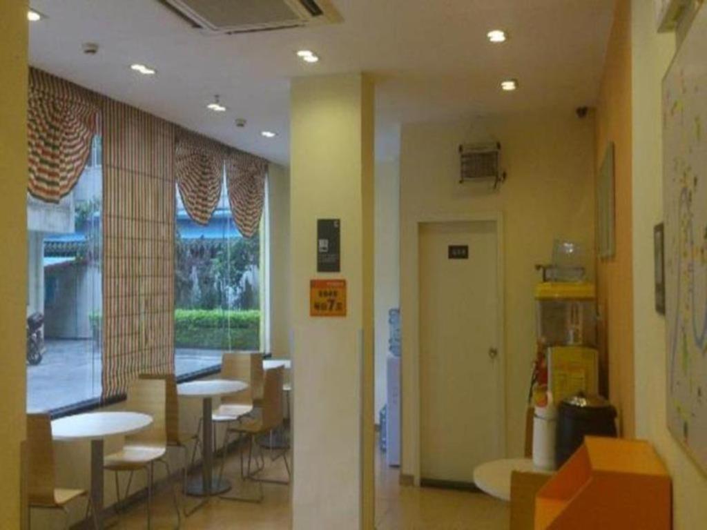 7 Days Inn Meizhou Jiangnan Kedu Commercial Plaza Exterior foto
