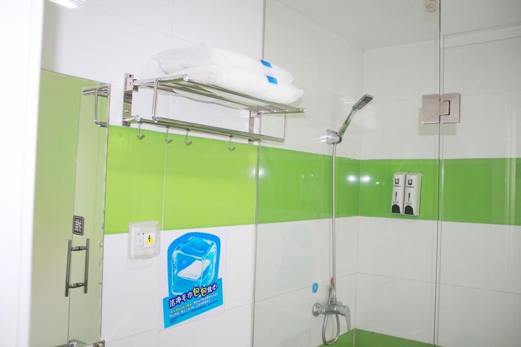 7 Days Inn Meizhou Jiangnan Kedu Commercial Plaza Exterior foto
